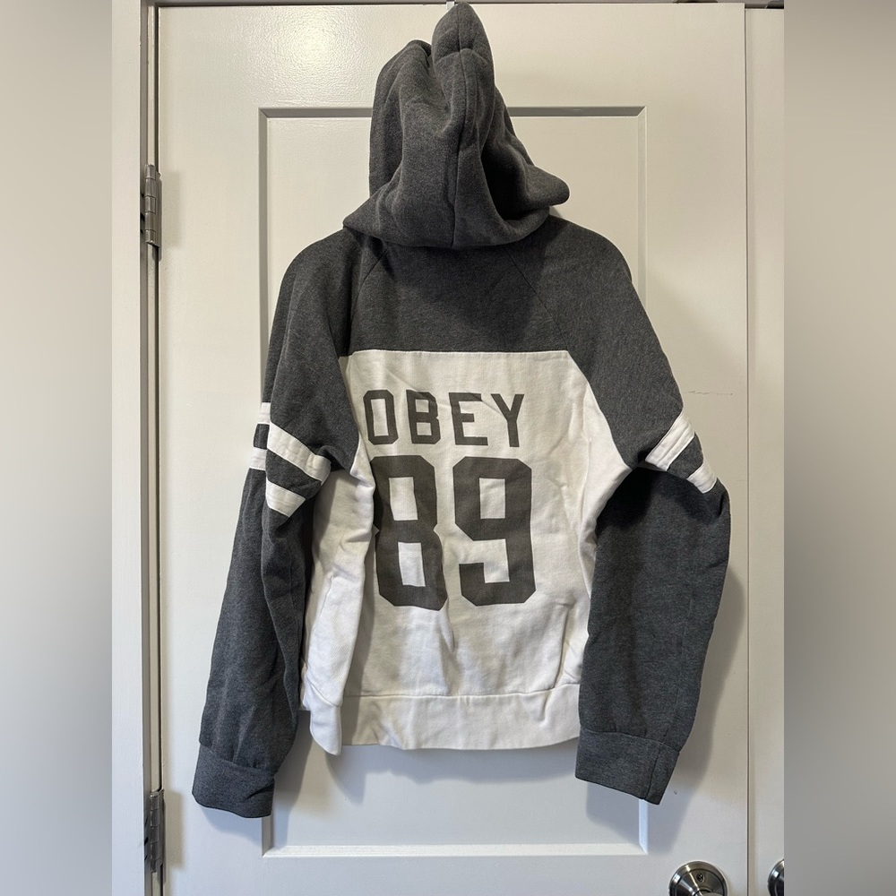 Obey gray/white striped hoodie